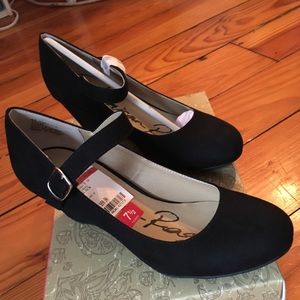 Closed Toe Wedge Heel
